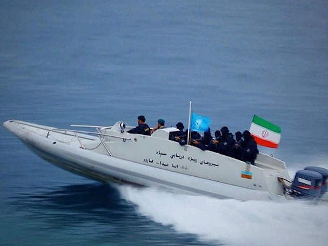 Иранские военные отбили у американцев свои танкер и нефть, прекратив откровенное неприкрытое пиратство
