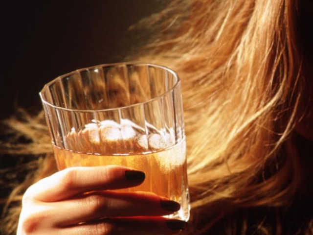 Самый высокий рост смертности от алкоголя в Великобритании за все время изоляции