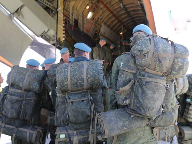 Что охраняют в Казахстане российские военные