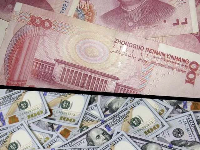 Россия ускоренно сбрасывает доллары США в обмен на китайские юани