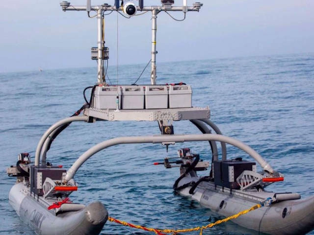 США стремятся развернуть надводные роботы против ВМС Ирана