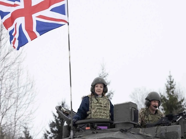 Великобритания фантазирует о победе над Россией в условиях развала собственных вооруженных сил