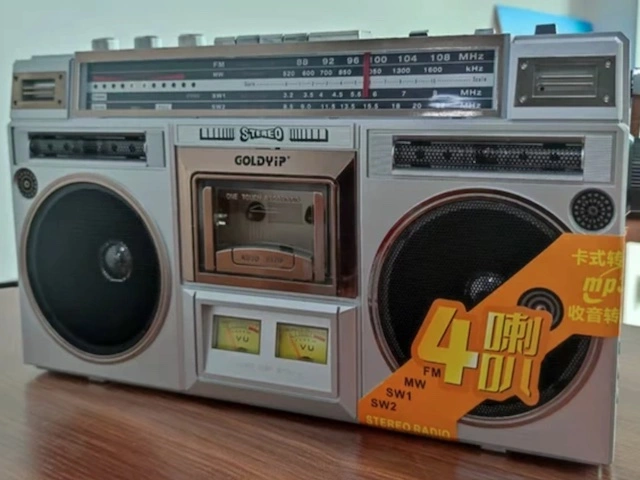 Кассетные магнитофоны возвращаются, это действительно так